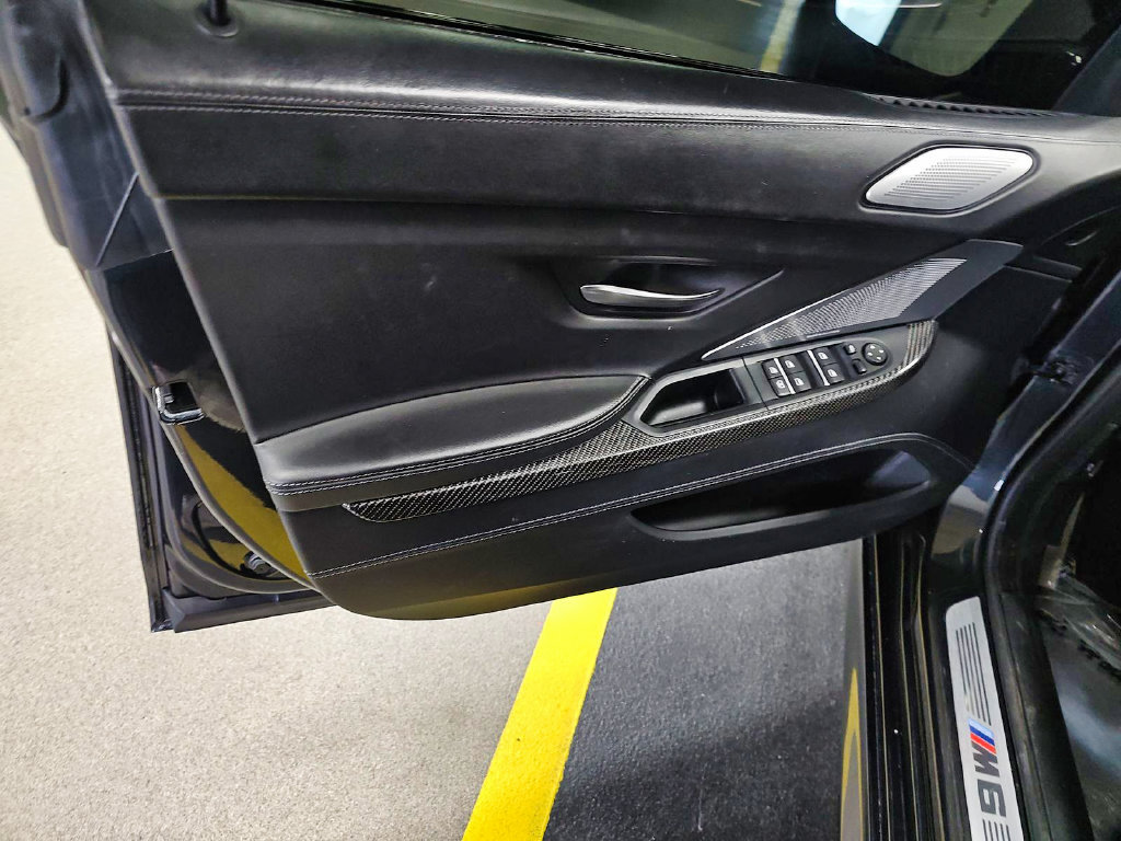 Used 2018 BMW M6 Gran Coupe RWD image 13