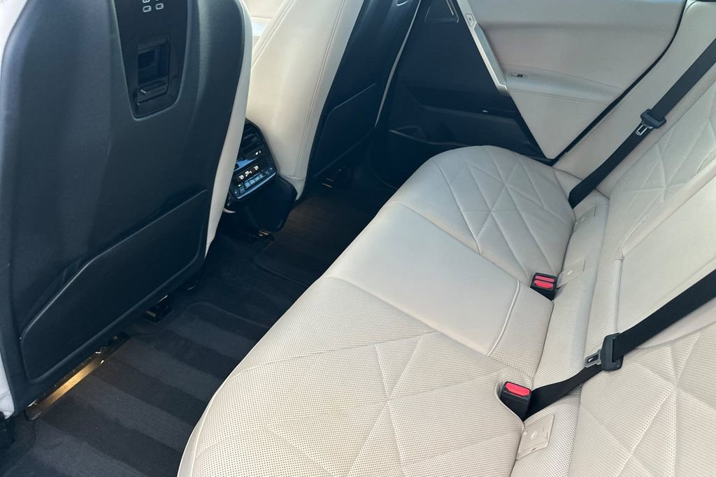 Used 2023 BMW iX M60 w/ Executive Package image 12
