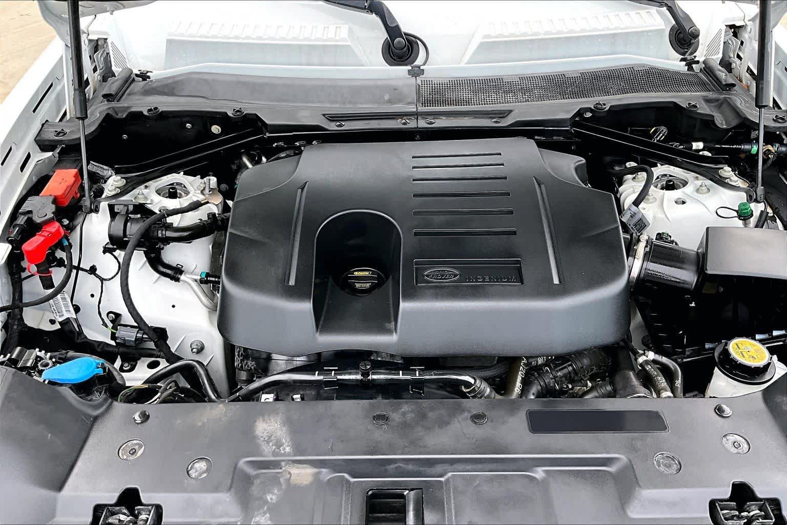 Used 2022 Land Rover Defender 110 X-Dynamic HSE AWD/4WD image 27