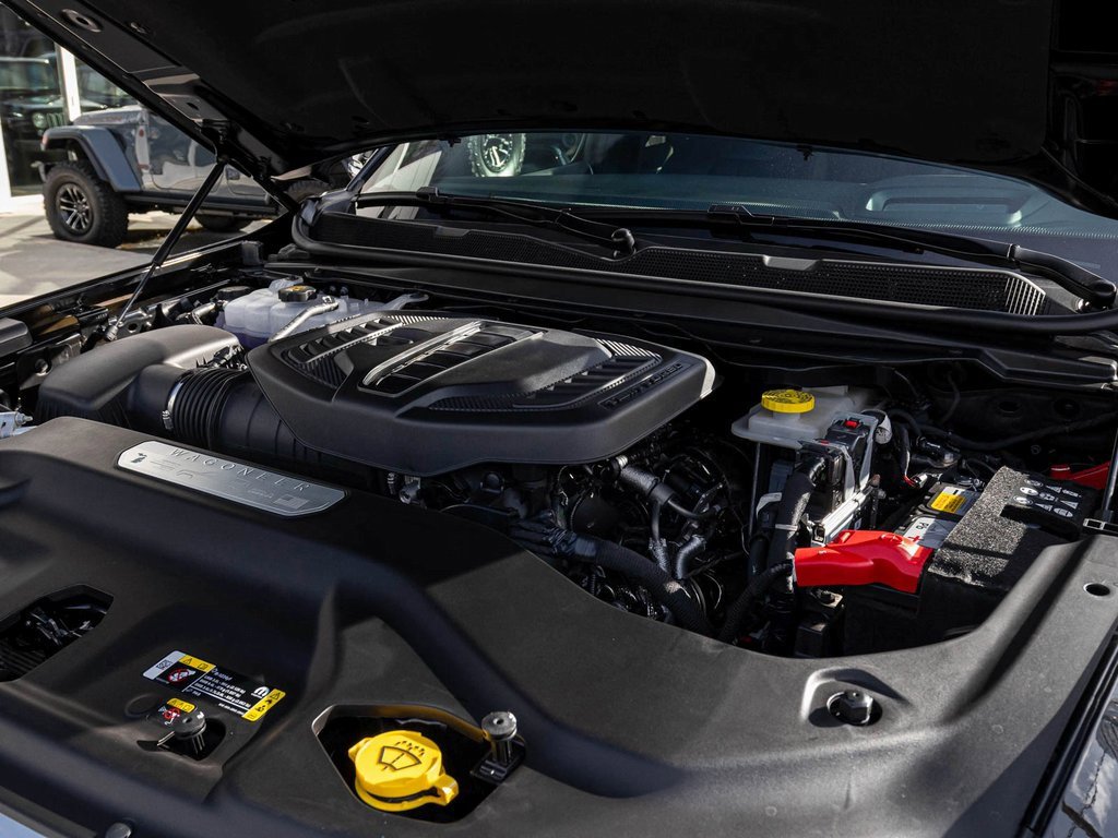 New 2025 Jeep Wagoneer Series III image 35