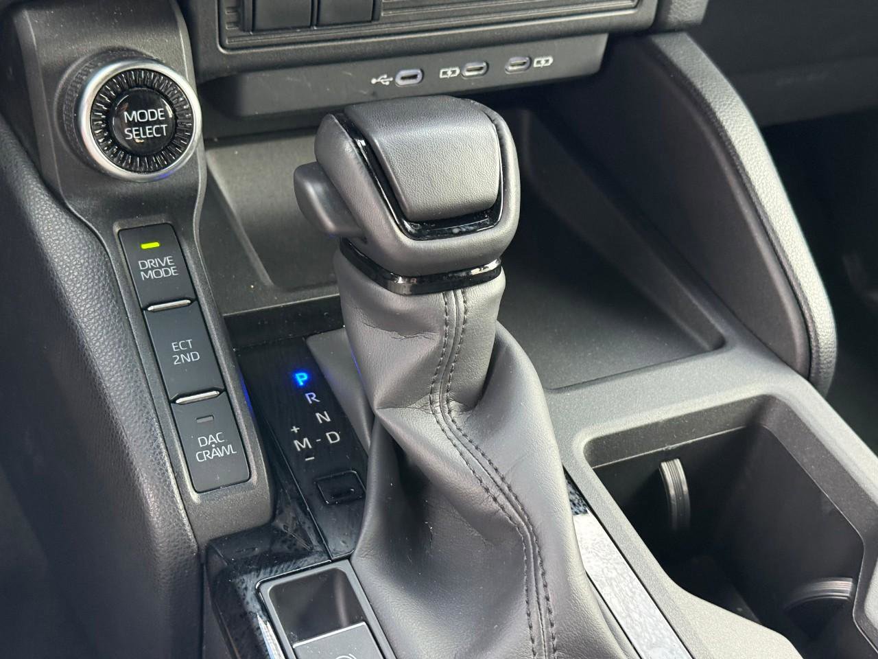 Certified 2025 Toyota Land Cruiser image 25