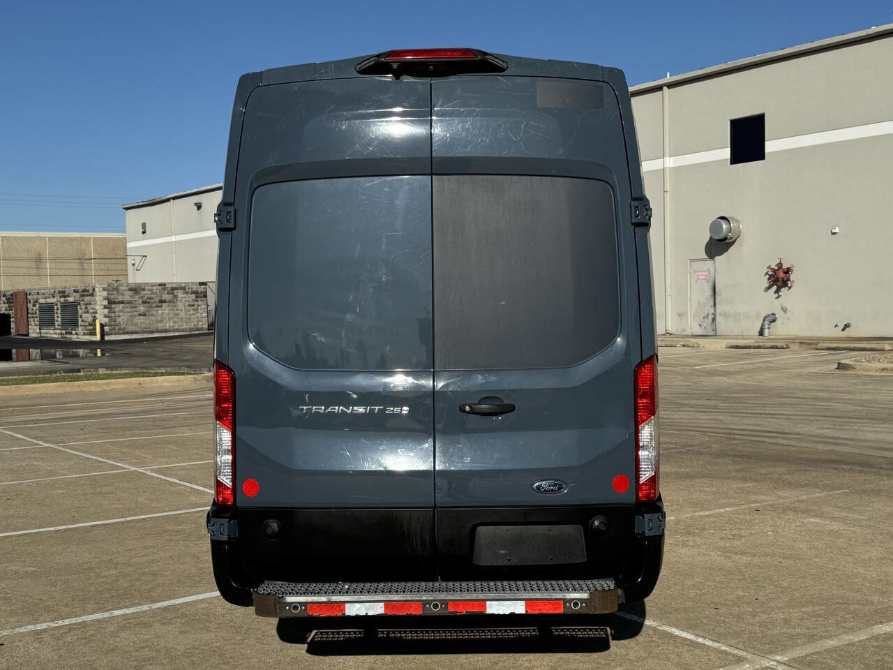 Used 2019 Ford Transit 250 148 High Roof Extended image 6