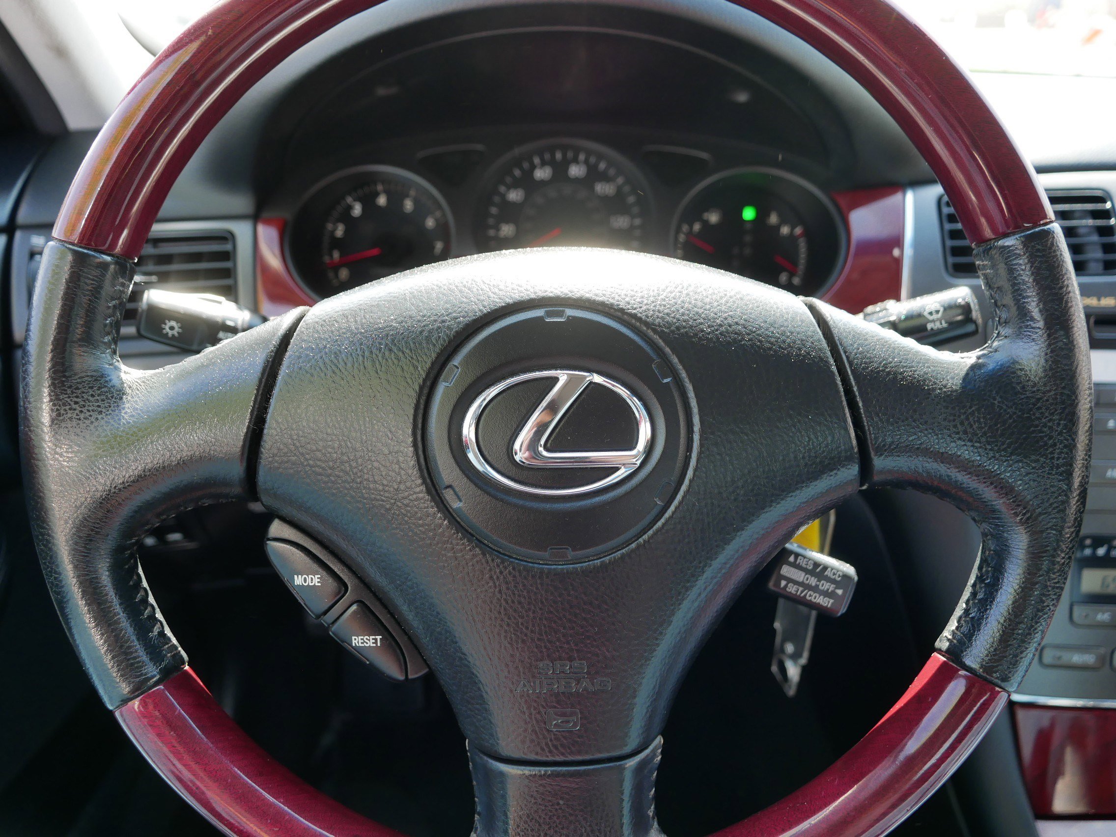 Used 2002 Lexus ES 330 FWD image 25