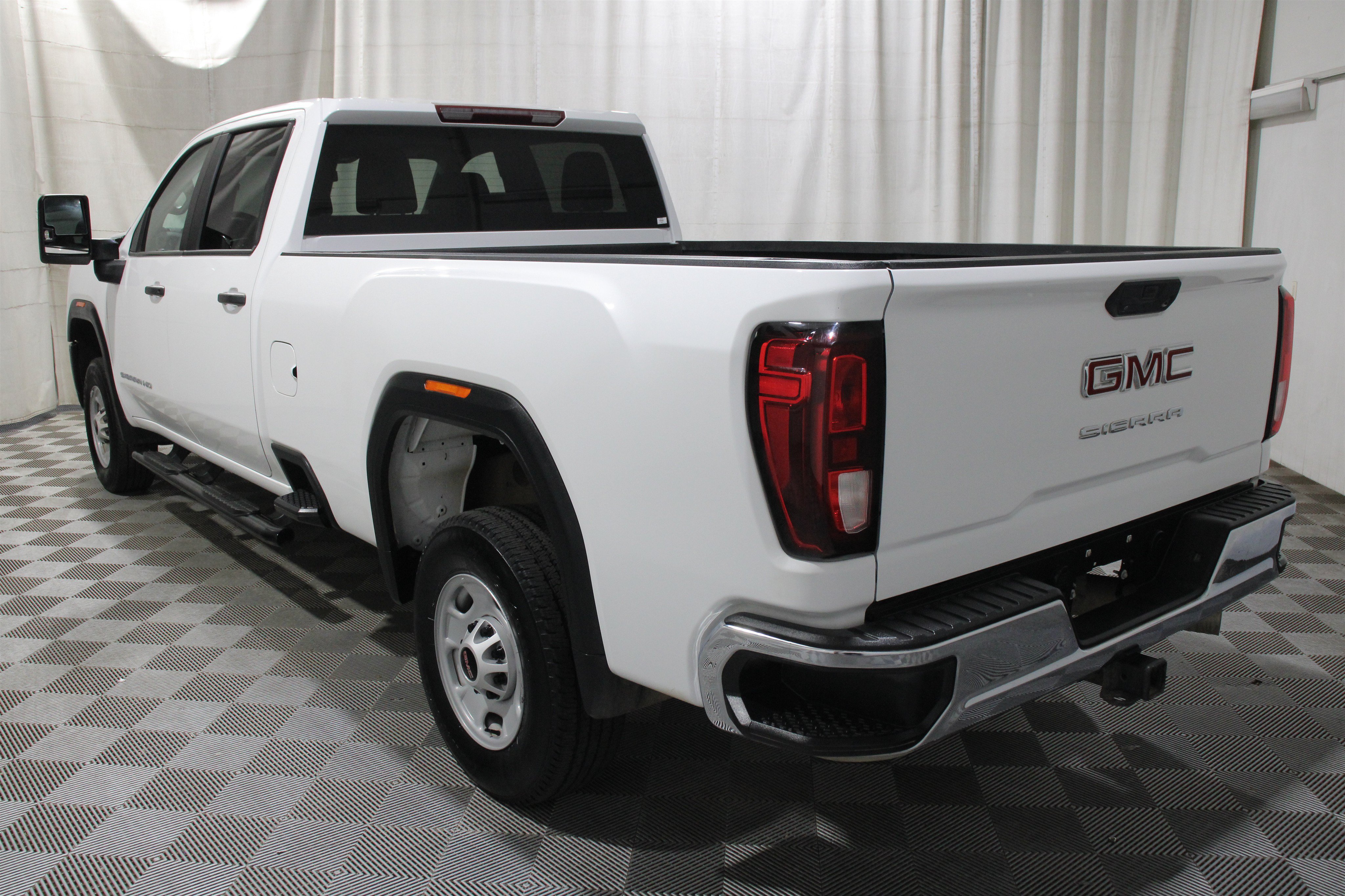 Used 2024 GMC Sierra 2500 Pro w/ Convenience Package RWD image 34