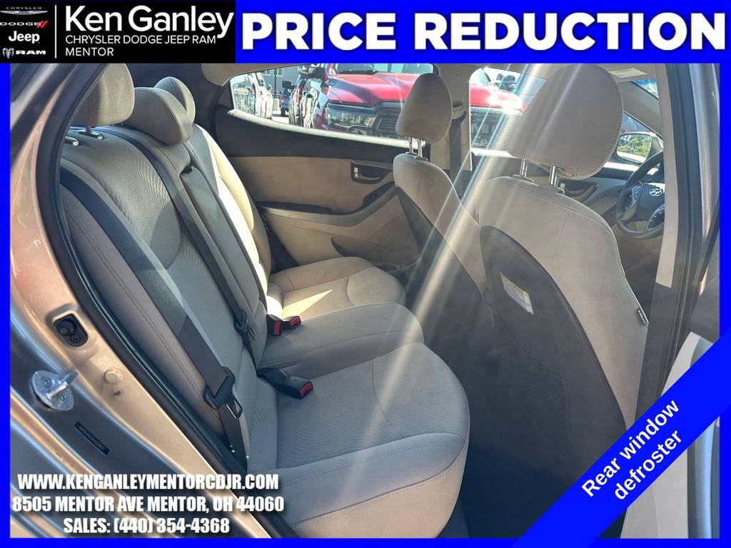 Used 2014 Hyundai Elantra SE w/ Option Group 02 FWD image 23