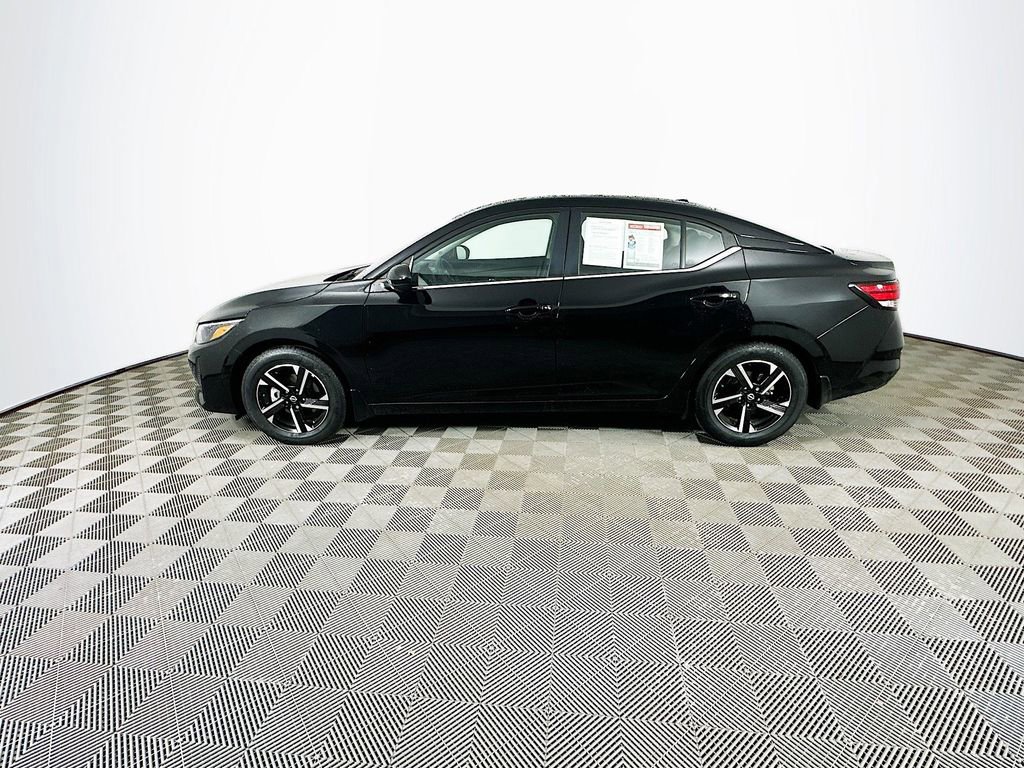 Certified 2025 Nissan Sentra SV FWD image 7