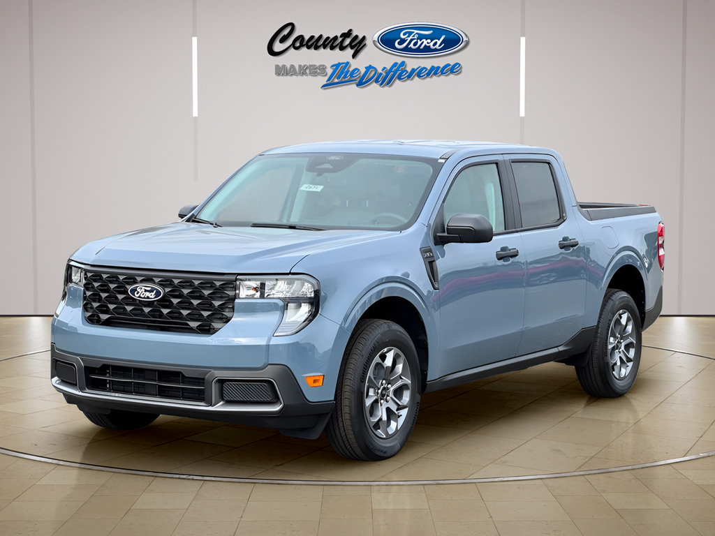 New 2026 Ford Maverick XLT FWD image 2
