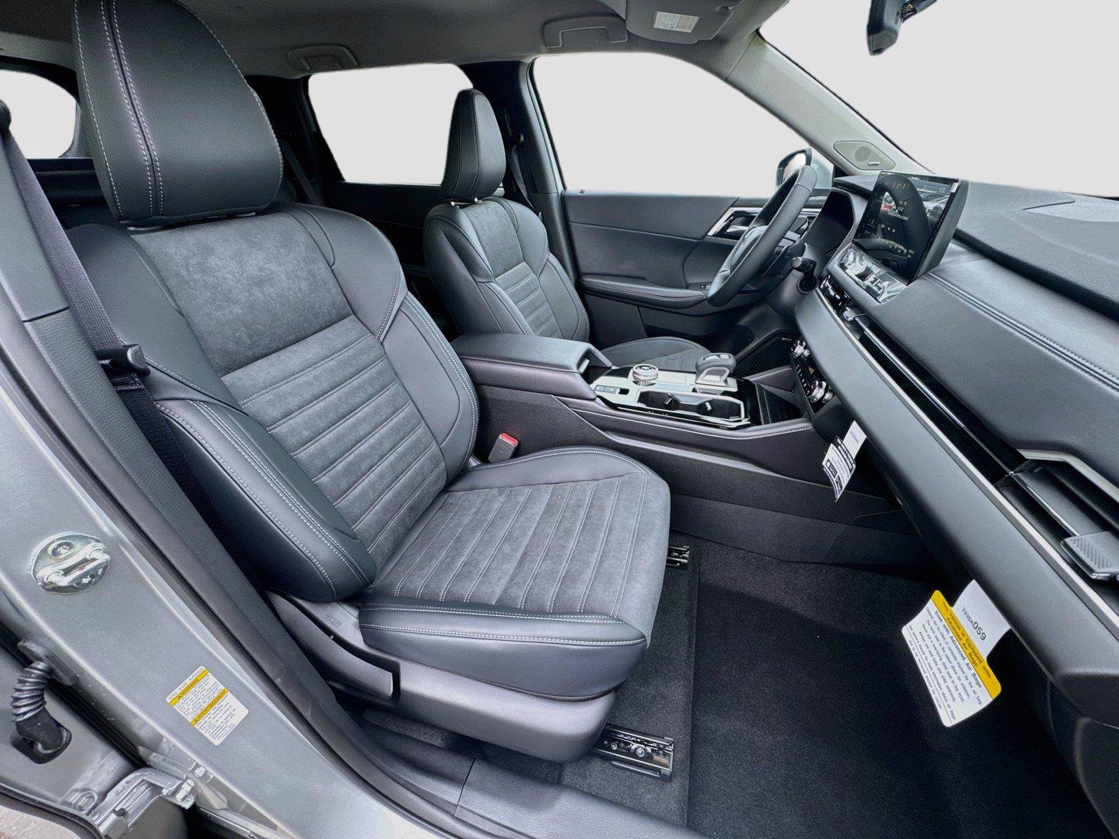 New 2026 Mitsubishi Outlander SE AWD/4WD image 15