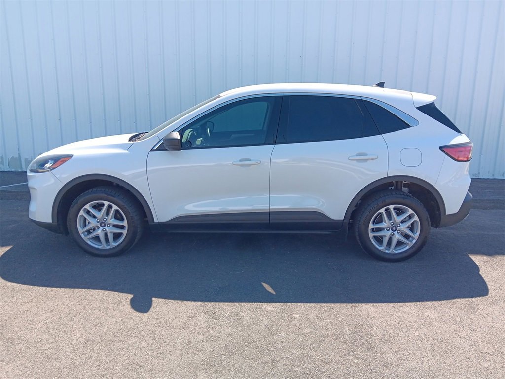 Used 2022 Ford Escape SE image 8