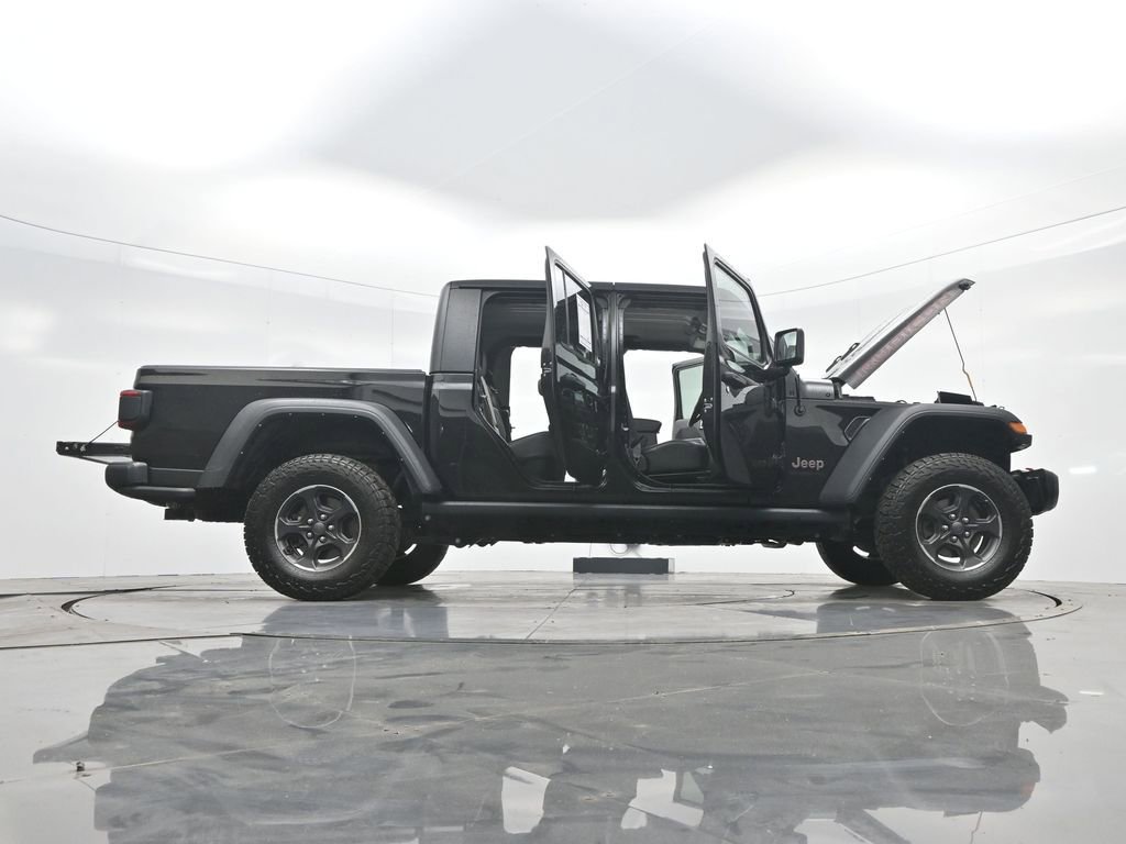 Used 2023 Jeep Gladiator Rubicon w/ LED Lighting Group AWD/4WD image 34