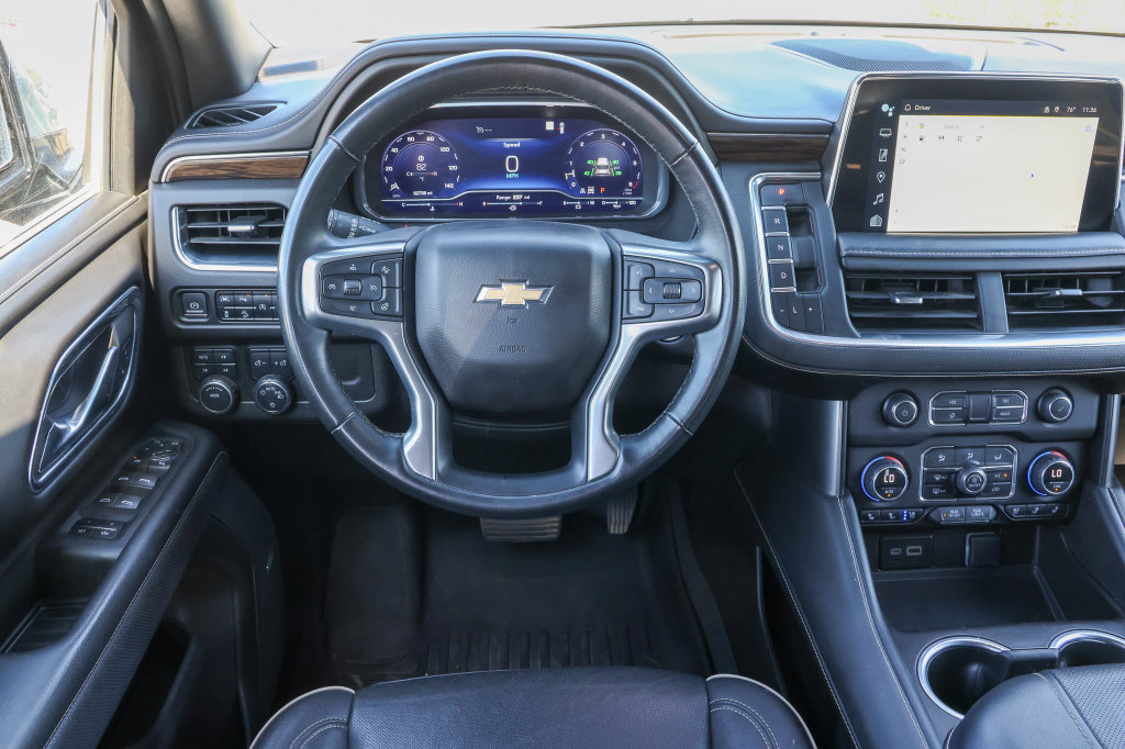Used 2023 Chevrolet Tahoe Premier AWD/4WD image 23