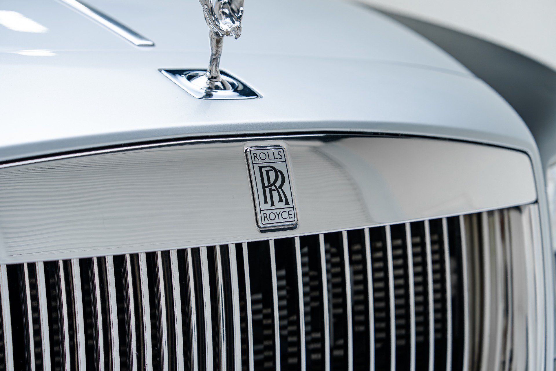 Used 2014 Rolls-Royce Wraith RWD image 21