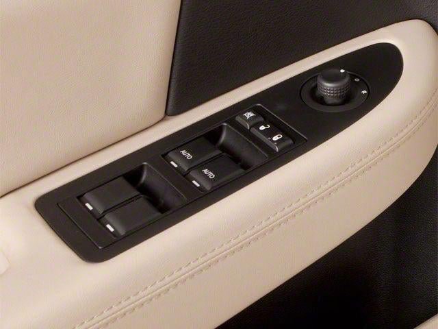Used 2013 Chrysler 200 Touring FWD image 17