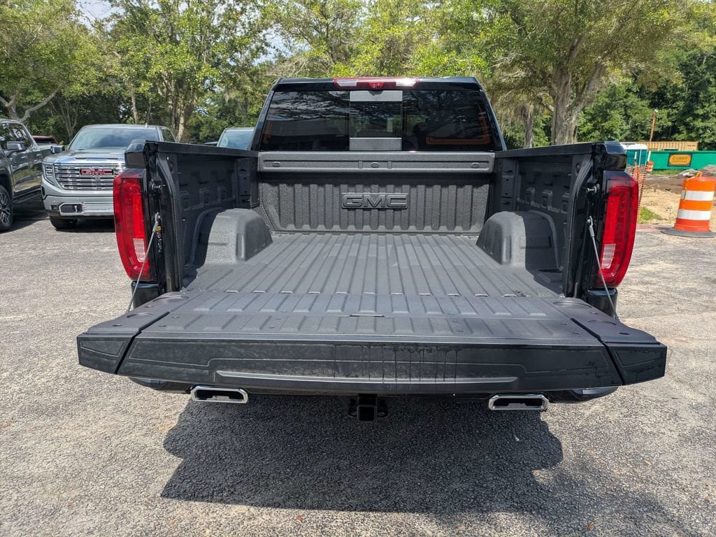 New 2026 GMC Sierra 1500 Denali w/ Denali Reserve Package AWD/4WD image 13