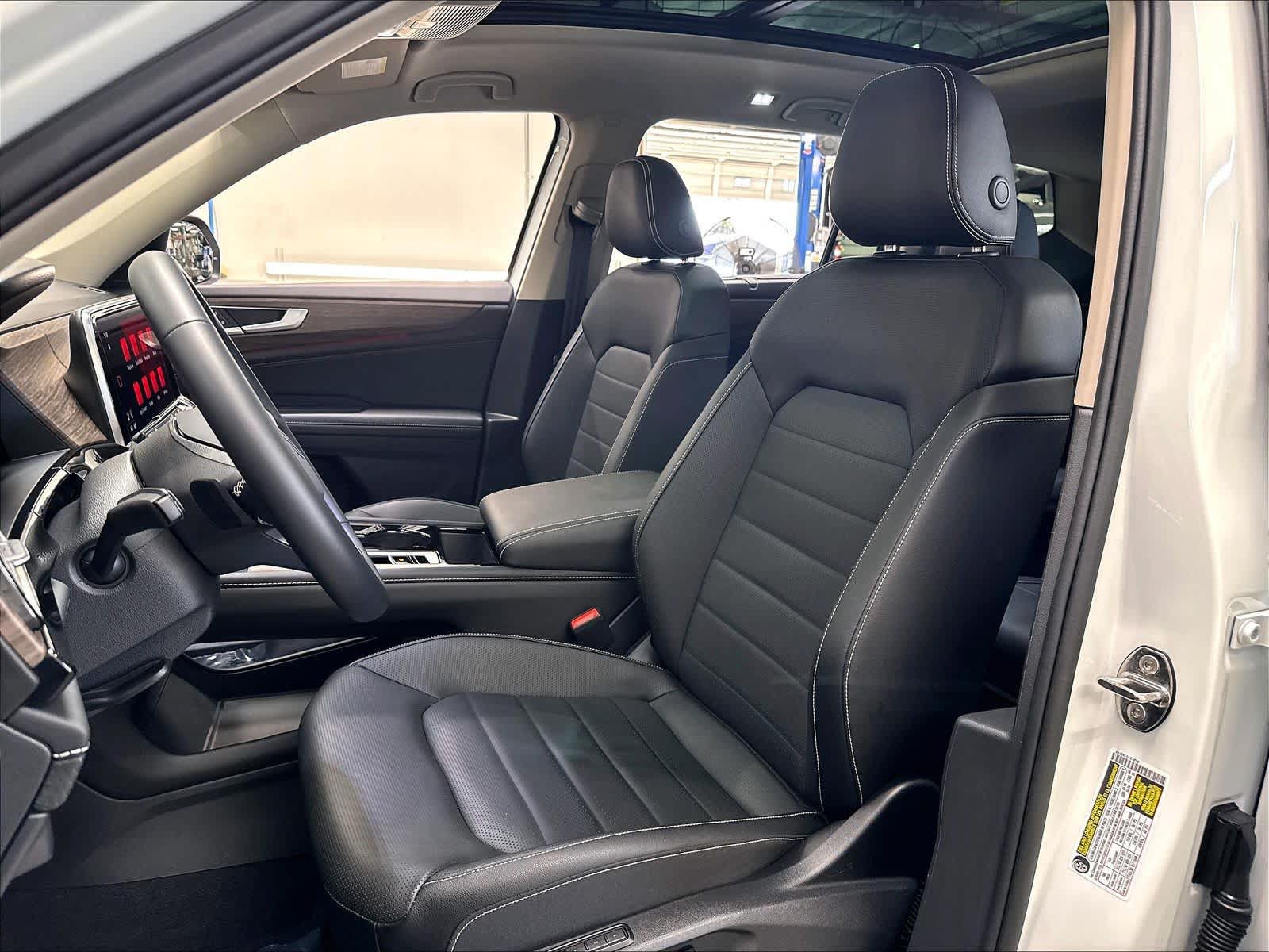 Certified 2026 Volkswagen Atlas SEL AWD/4WD image 24