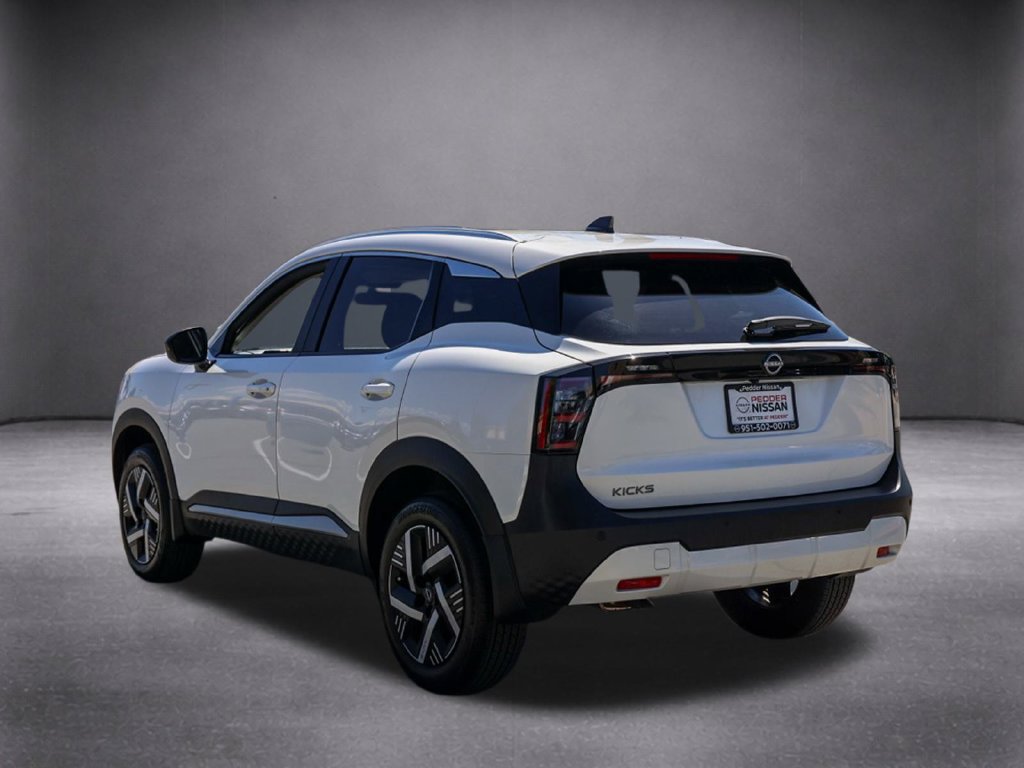 New 2026 Nissan Kicks SV FWD image 6