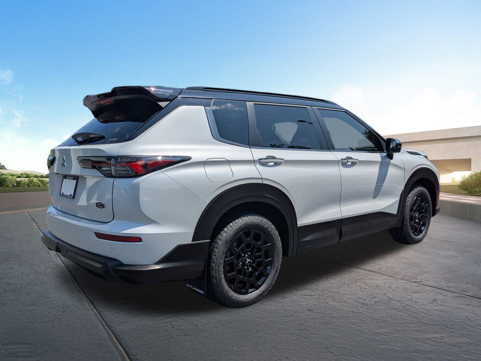New 2025 Mitsubishi Outlander AWD image 4