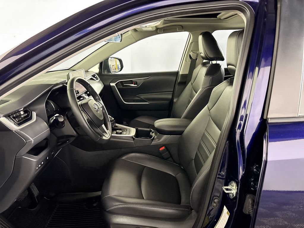 Used 2023 Toyota RAV4 XLE Premium AWD/4WD image 11