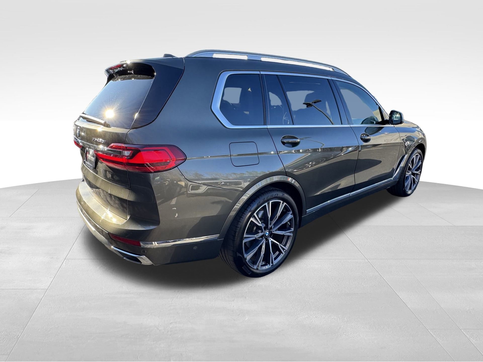 Used 2022 BMW X7 xDrive40i w/ Premium Package image 21