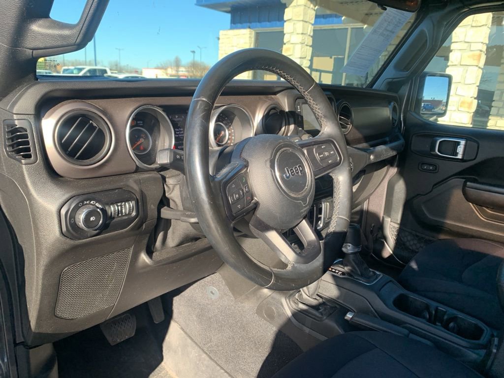Used 2020 Jeep Wrangler Sport image 16
