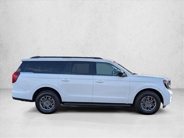 Used 2025 Ford Expedition Max Active RWD image 4