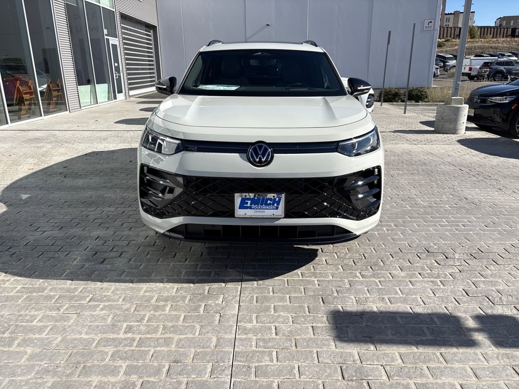 New 2026 Volkswagen Tiguan SE R-Line image 8