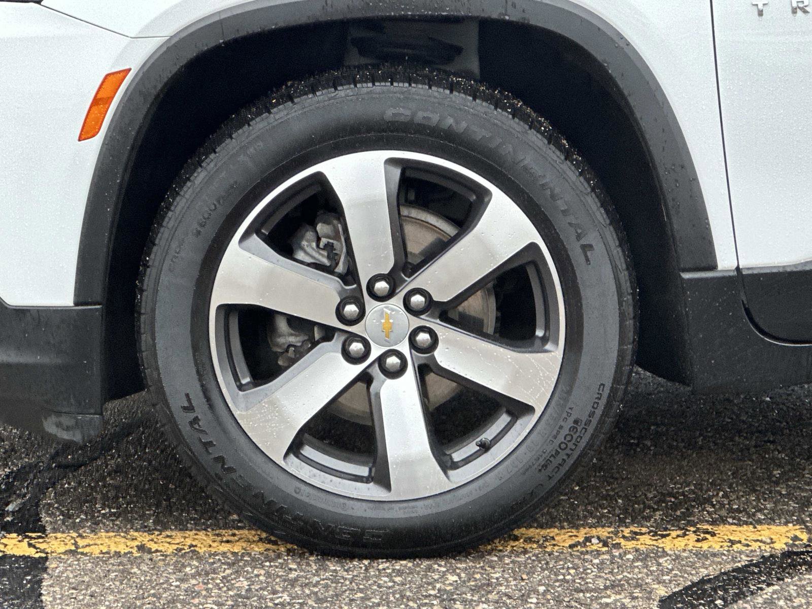 Certified 2023 Chevrolet Traverse LT w/ LT Premium Package image 8