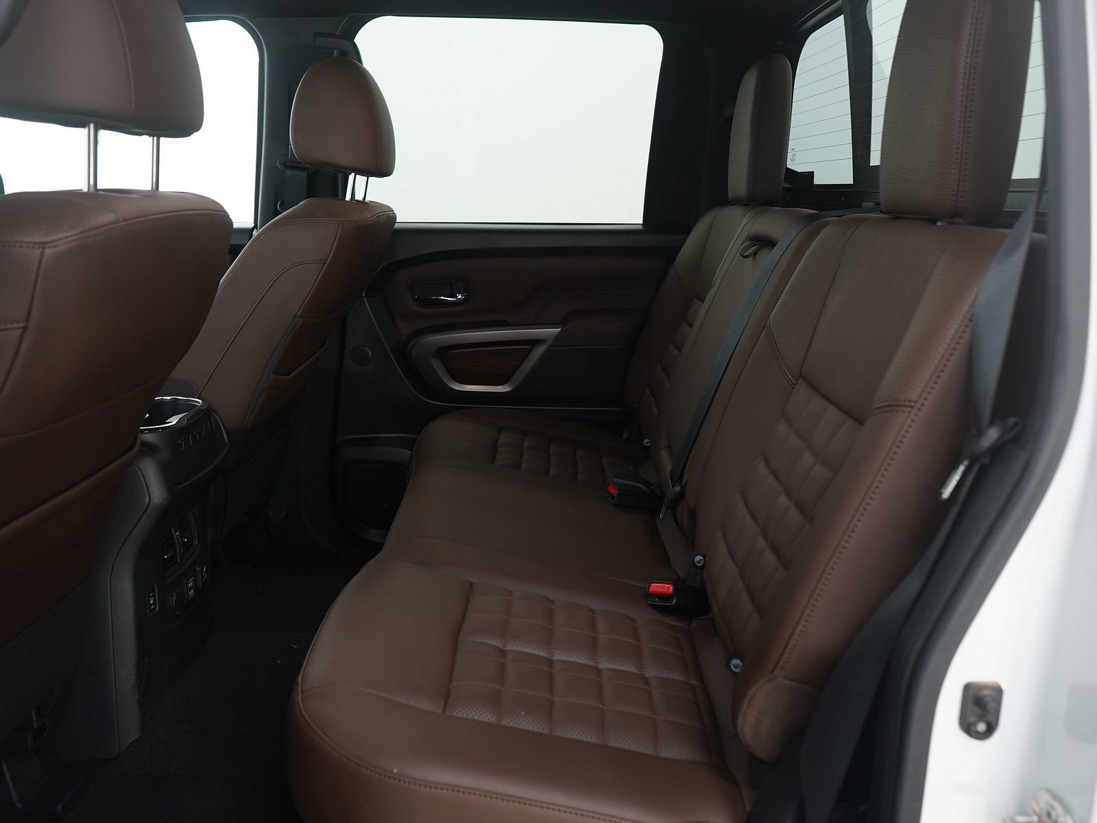 Used 2023 Nissan Titan Platinum Reserve w/ Off Road Protection Package AWD/4WD image 16