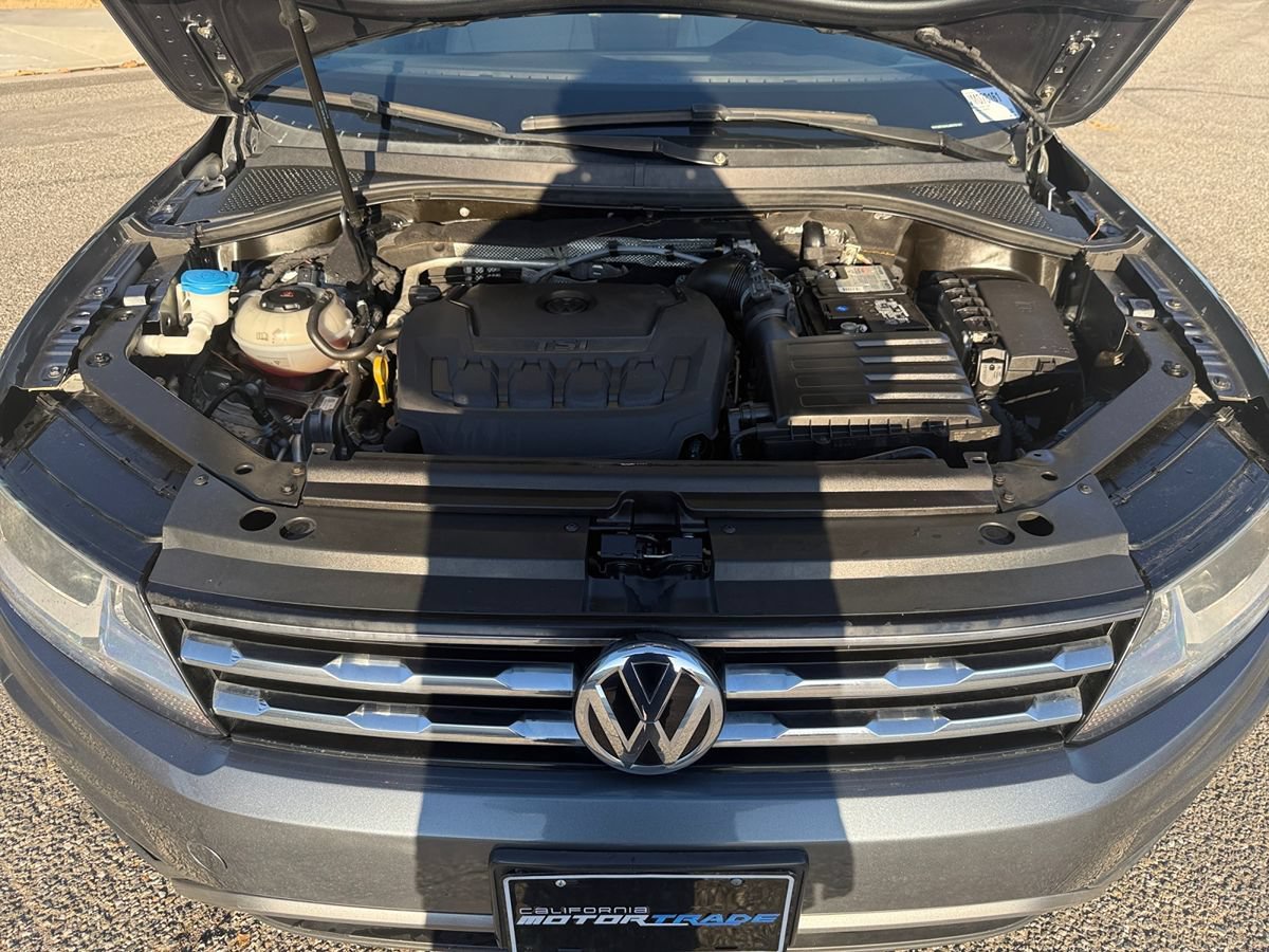 Used 2018 Volkswagen Tiguan SEL FWD image 20