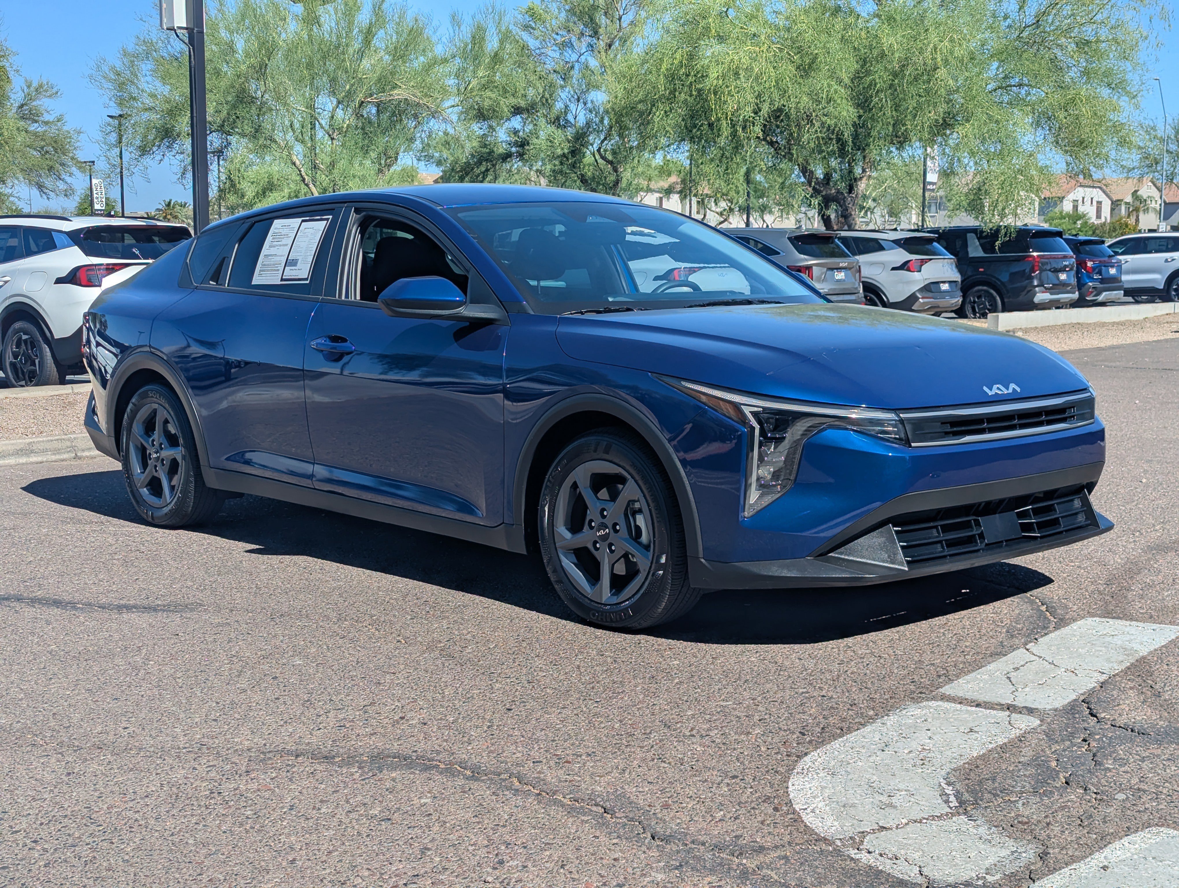 Certified 2025 Kia K4 FWD image 33
