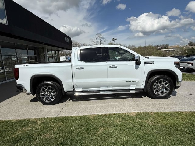 New 2026 GMC Sierra 1500 SLT w/ SLT Premium Plus Package AWD/4WD image 4