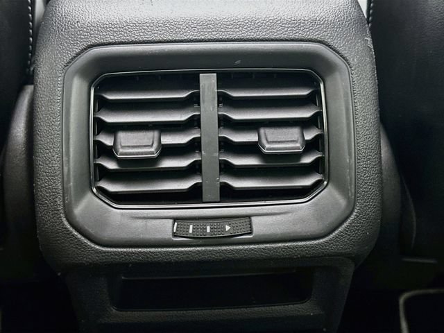Certified 2023 Volkswagen Taos SEL AWD/4WD image 29