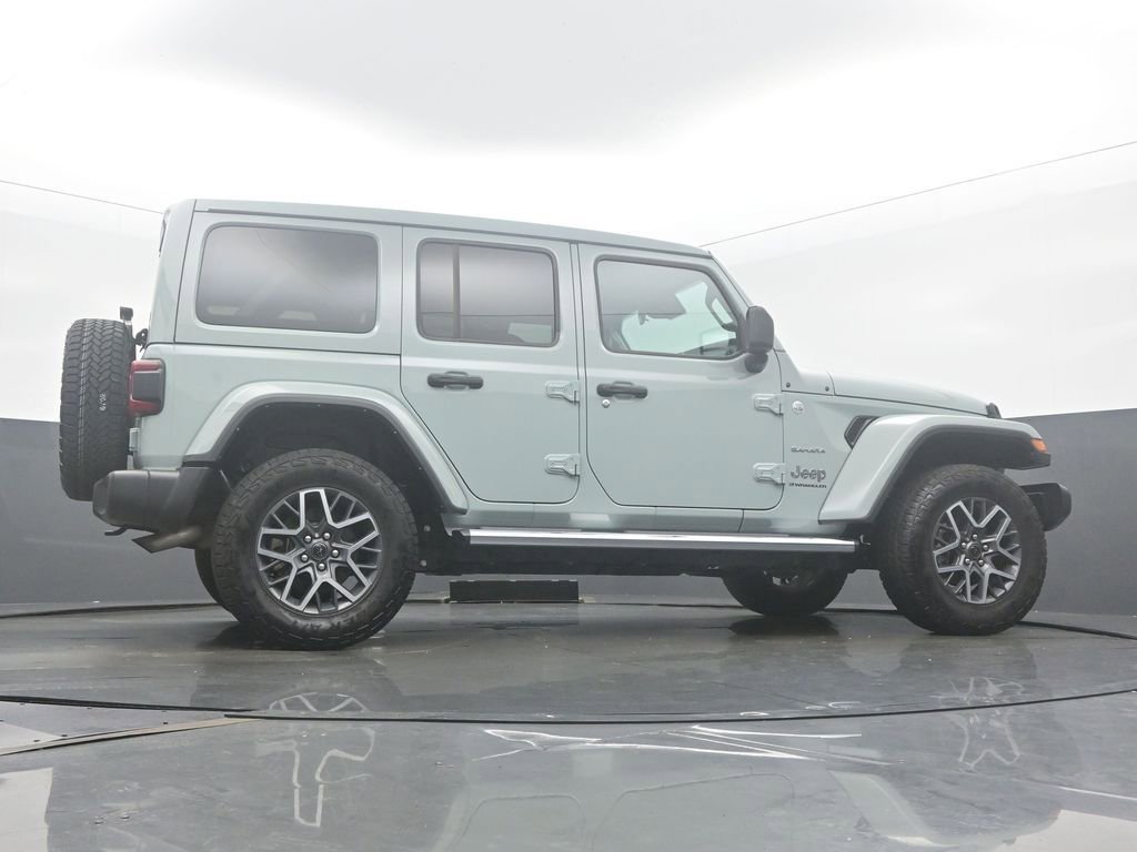 Used 2024 Jeep Wrangler Sahara image 52