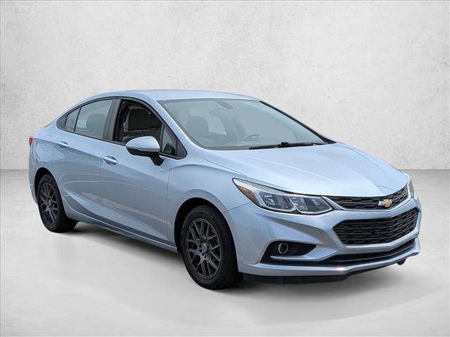Used 2017 Chevrolet Cruze LS FWD image 3
