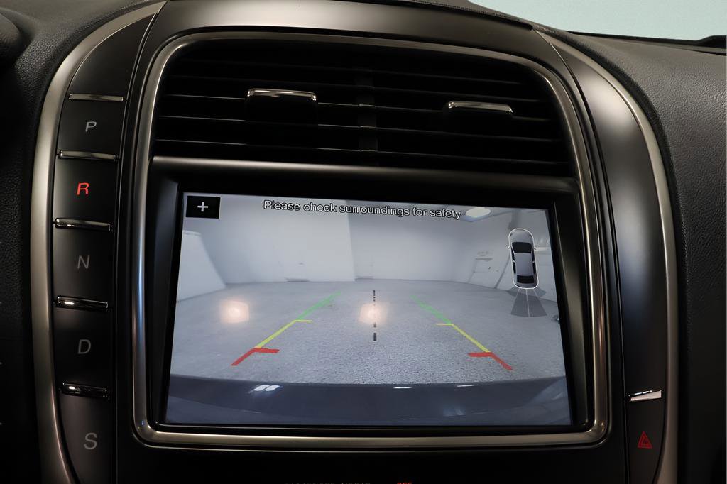 Used 2016 Lincoln MKX Select w/ Select Plus Package AWD/4WD image 12
