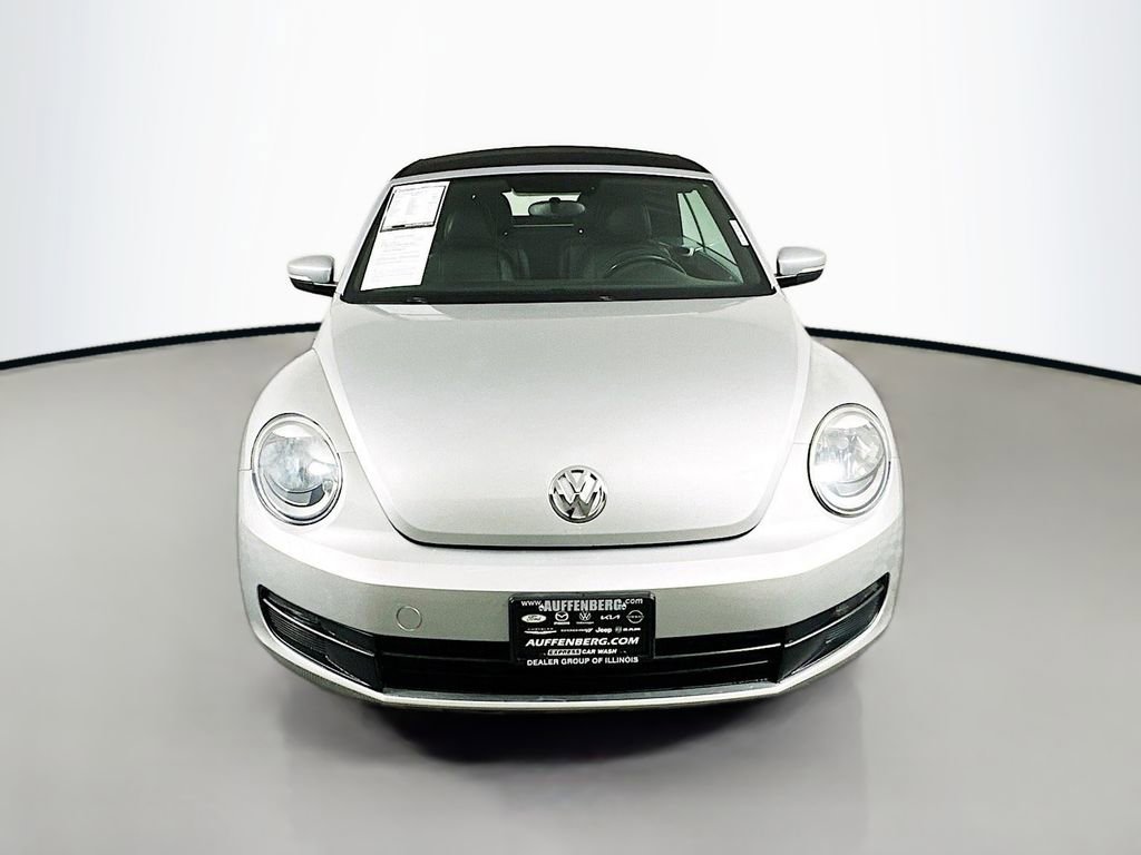 Used 2013 Volkswagen Beetle 2.5 image 2