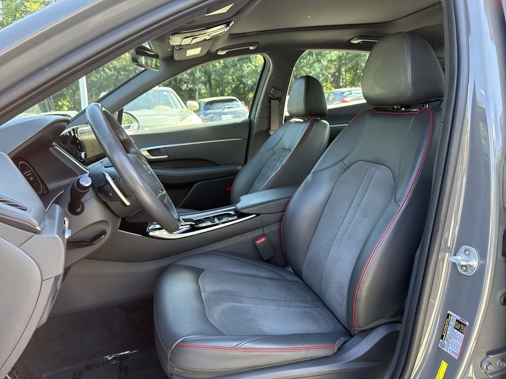 Used 2020 Hyundai Sonata SEL Plus w/ Tech Package FWD image 13