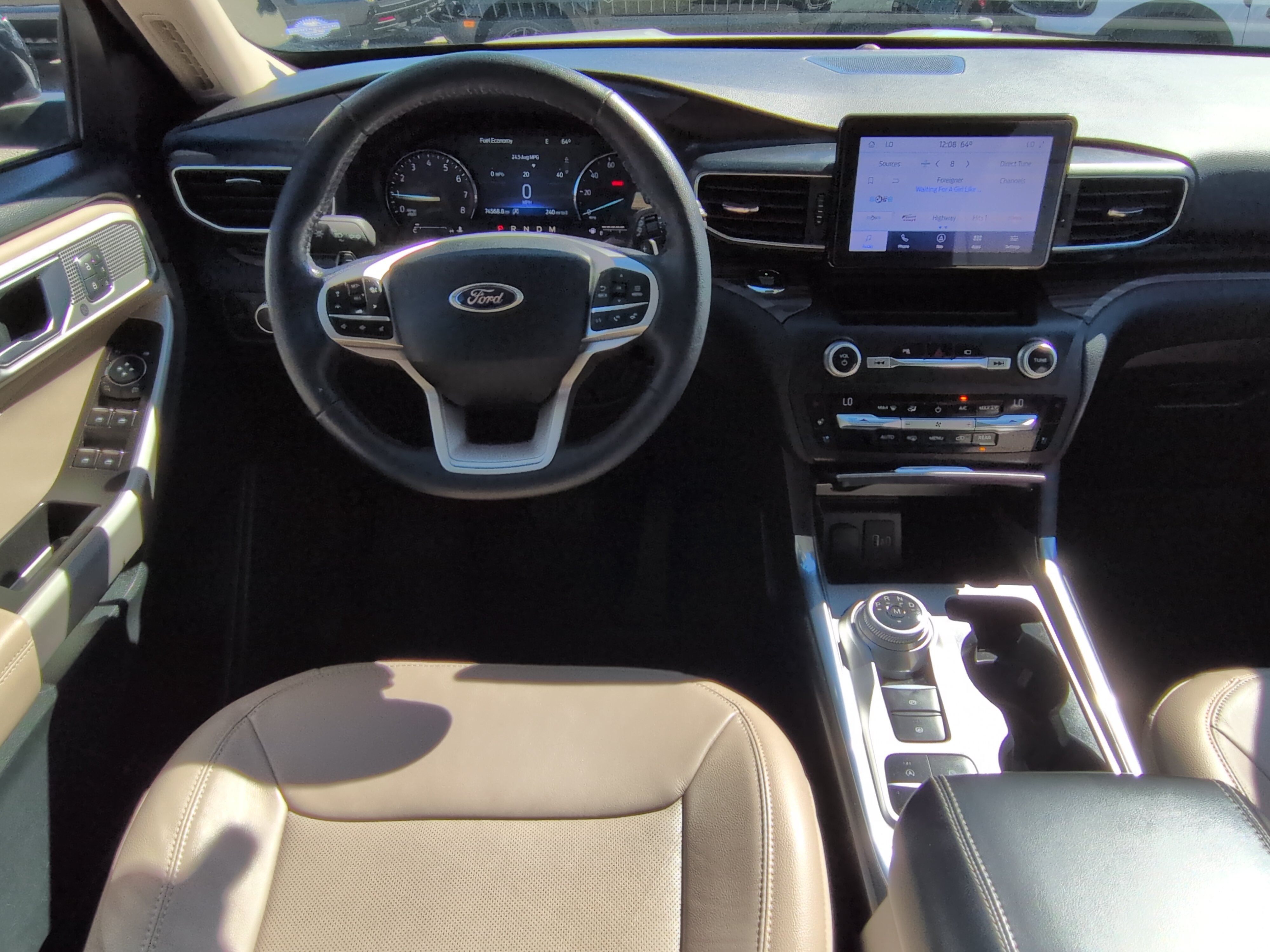 Used 2020 Ford Explorer Limited RWD image 14