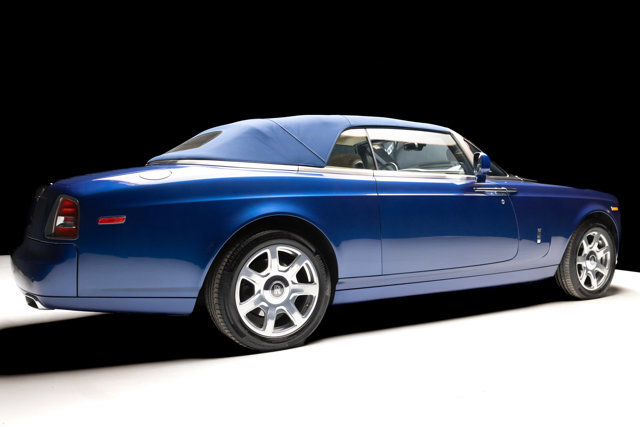 Used 2010 Rolls-Royce Phantom Drophead Coupe image 34