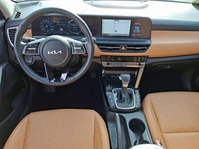 Certified 2024 Kia Seltos EX image 11