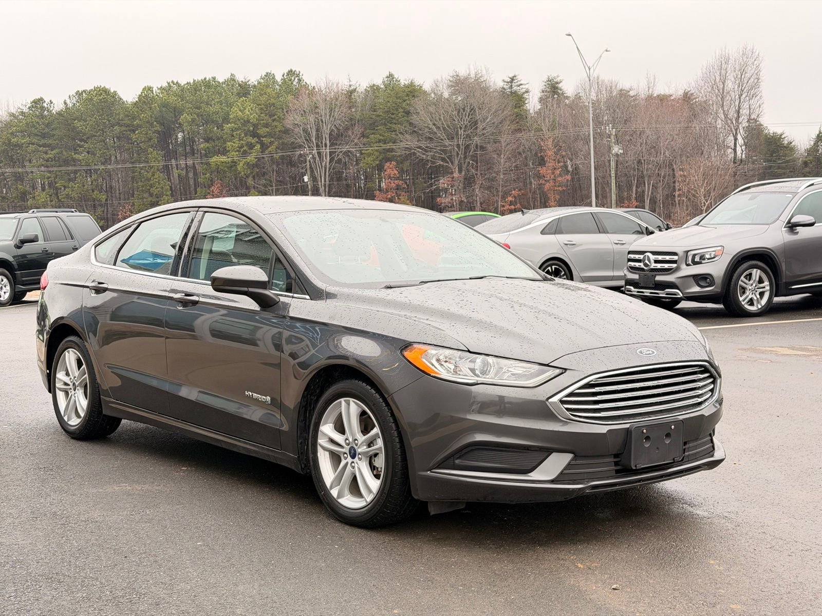Used 2018 Ford Fusion S FWD image 4