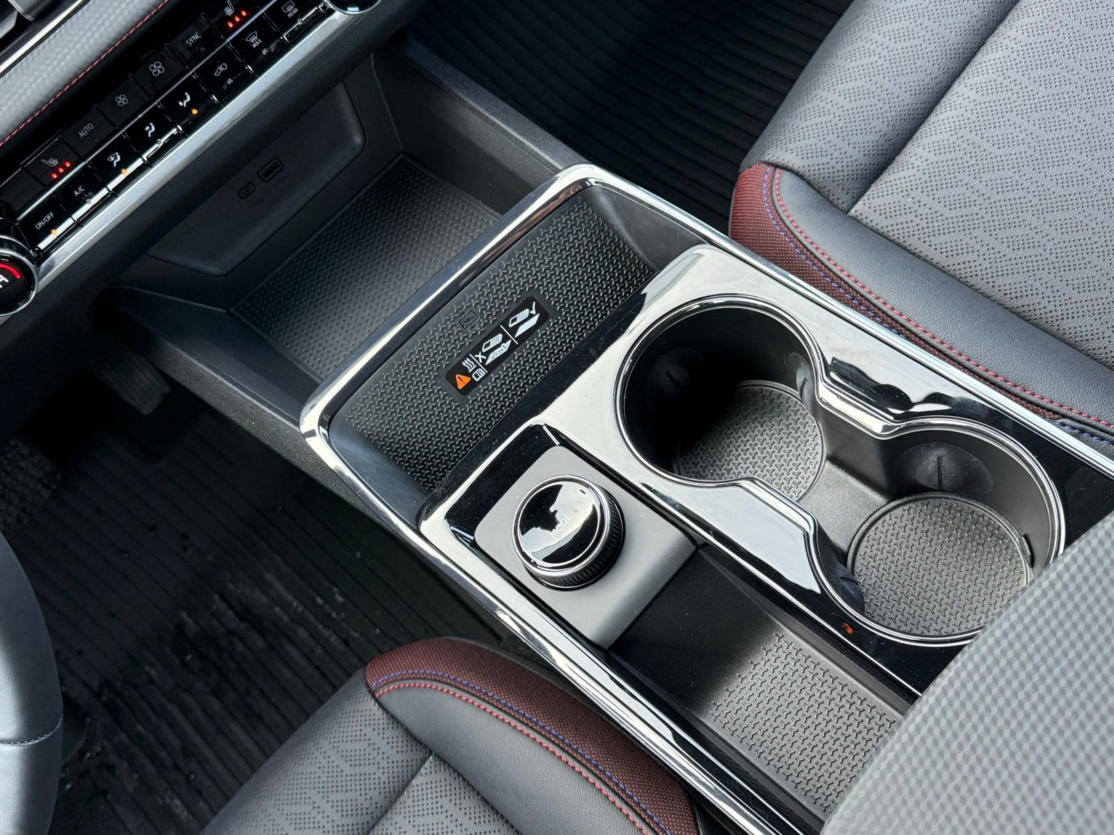 Used 2025 Chevrolet Equinox RS image 25