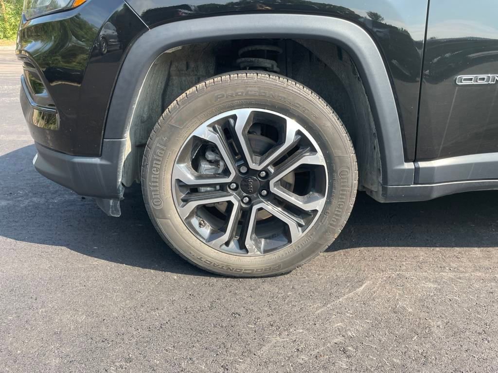 Used 2022 Jeep Compass Limited w/ Sun and Sound Group image 10