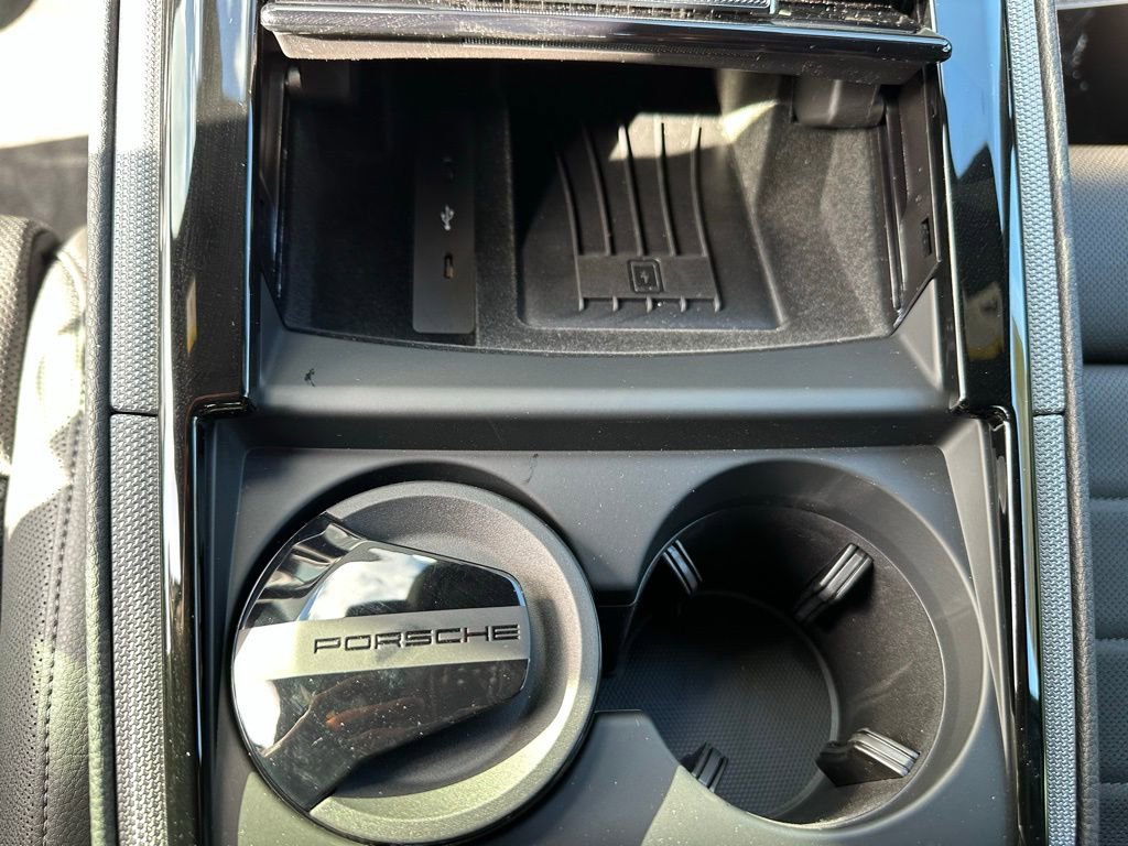 Used 2025 Porsche Panamera 4 image 20