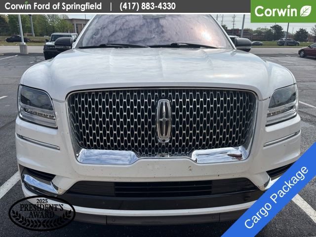 Used 2019 Lincoln Navigator L Reserve w/ Cargo Package image 2