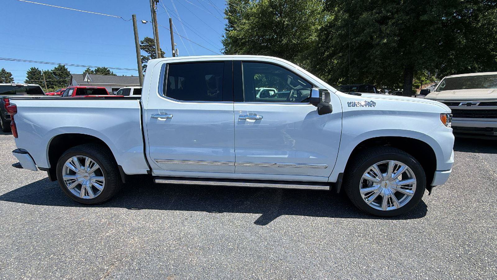 New 2026 Chevrolet Silverado 1500 High Country AWD/4WD image 4
