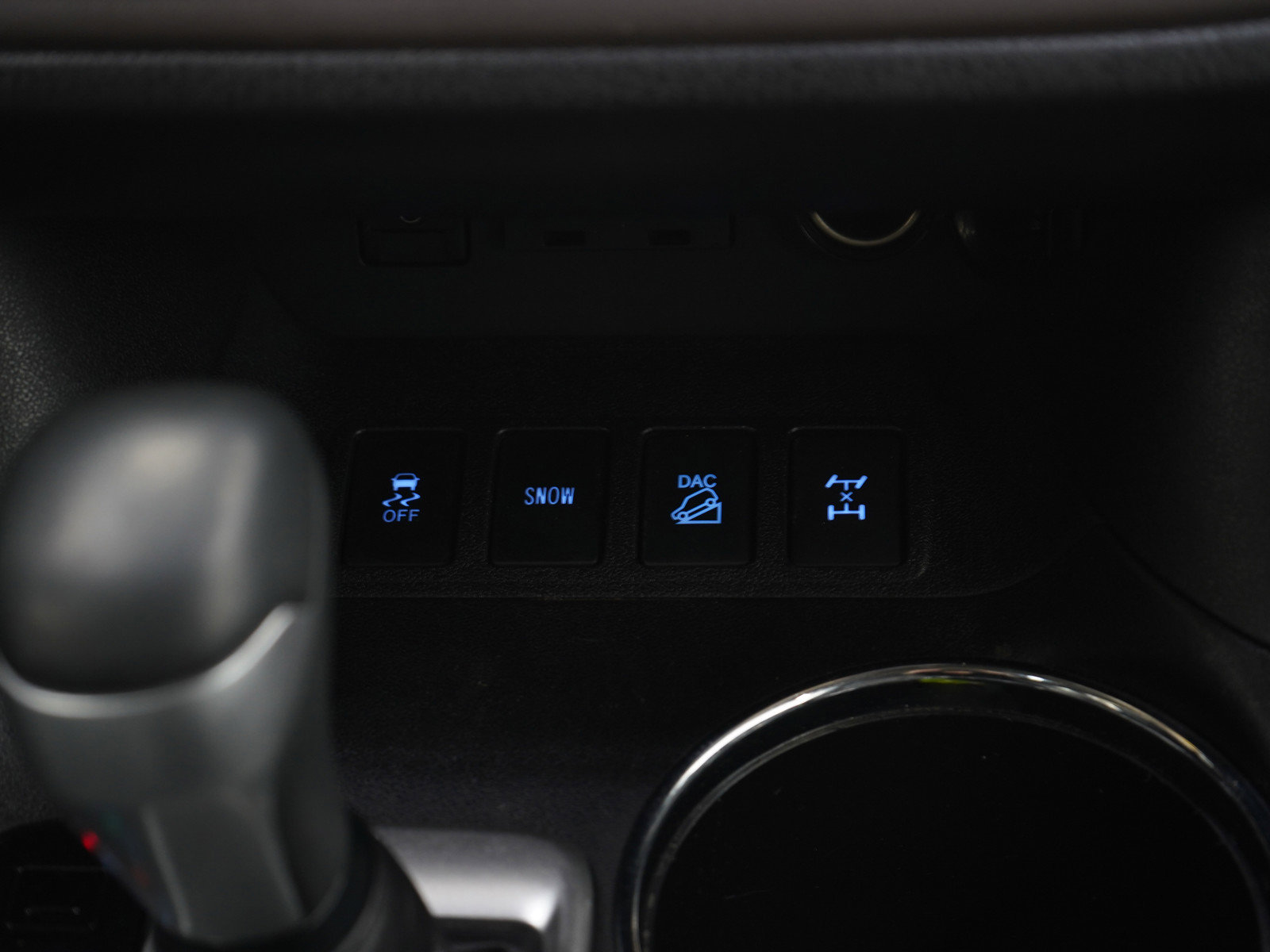 Used 2019 Toyota Highlander XLE AWD/4WD image 21