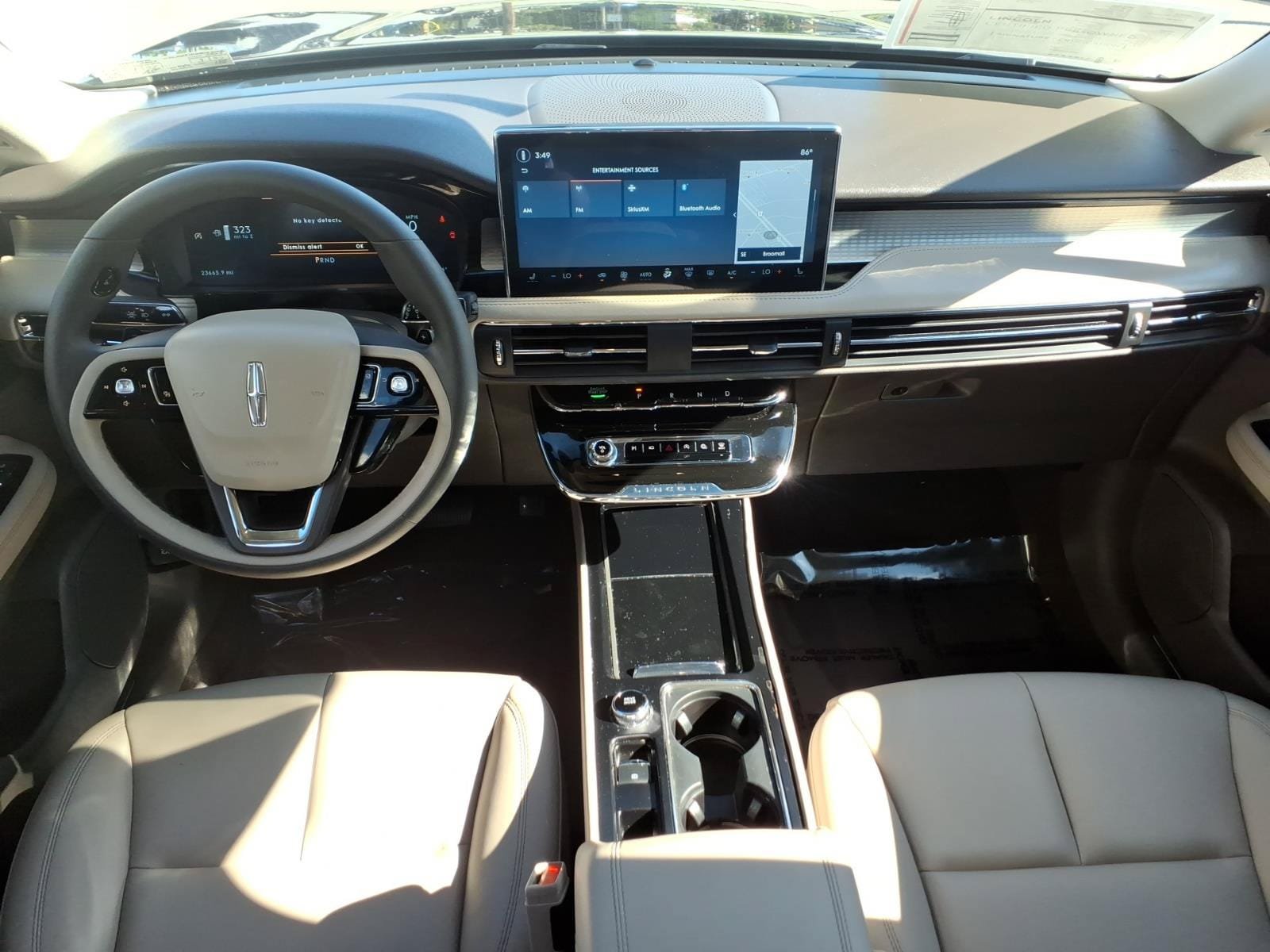 Certified 2024 Lincoln Corsair AWD image 12