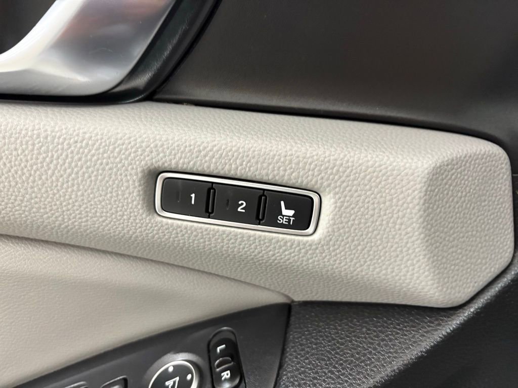 Used 2018 Honda Accord EX-L image 23