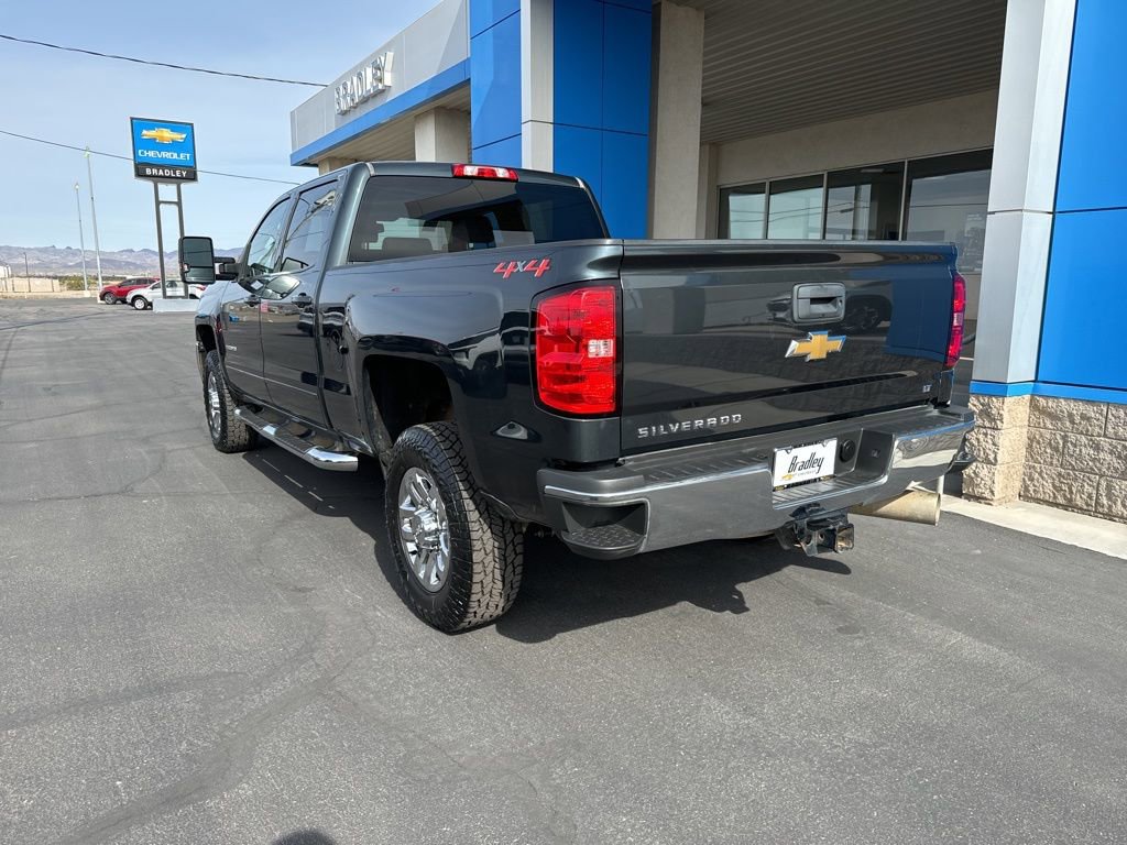 Used 2018 Chevrolet Silverado 2500 LT w/ LT Convenience Package image 6